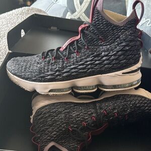 Nike Lebron XV New